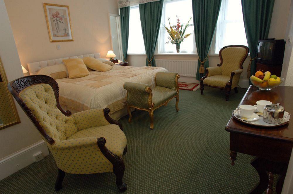 Albany Lions Hotel 伊斯特布恩 客房 照片