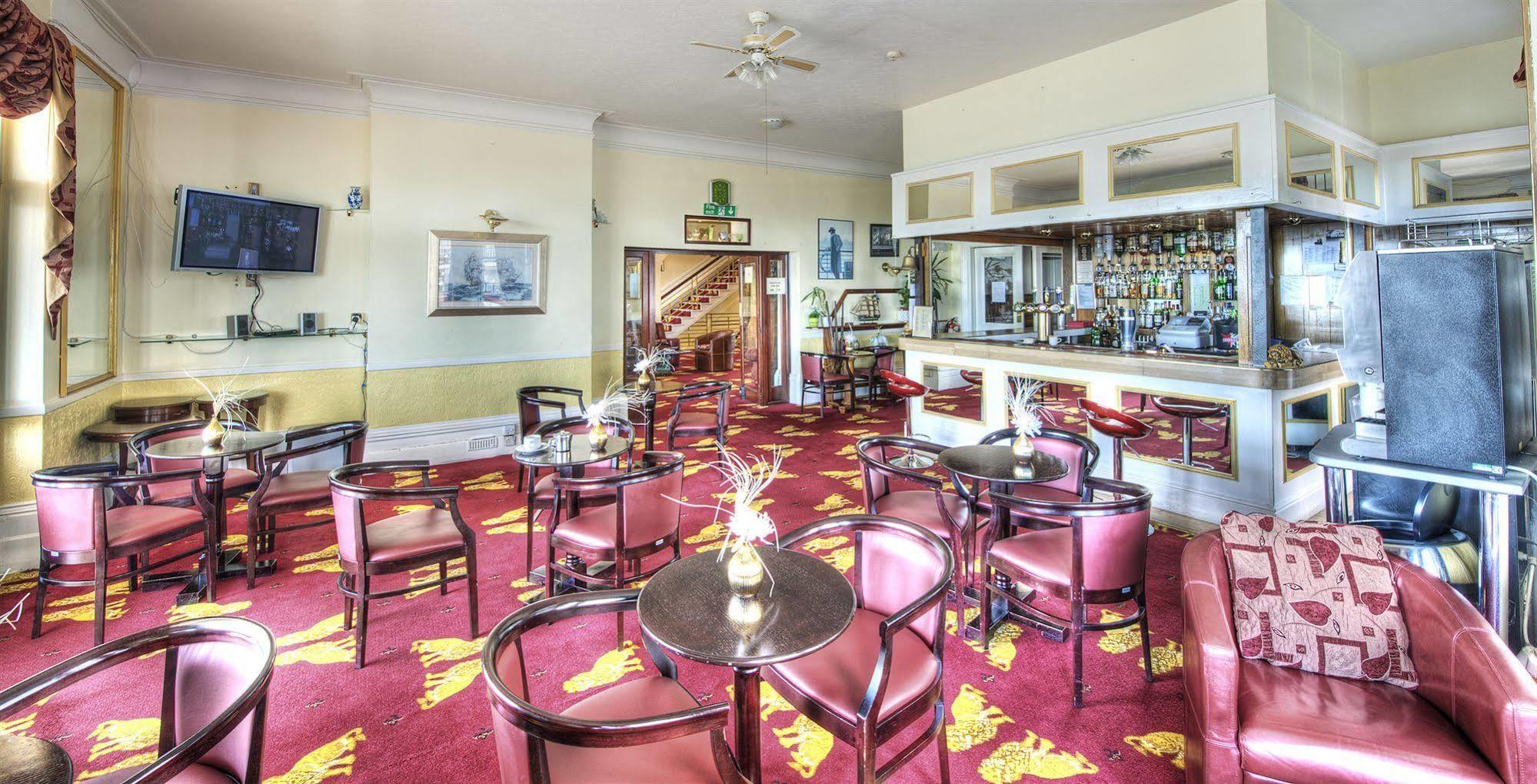 Albany Lions Hotel 伊斯特布恩 外观 照片